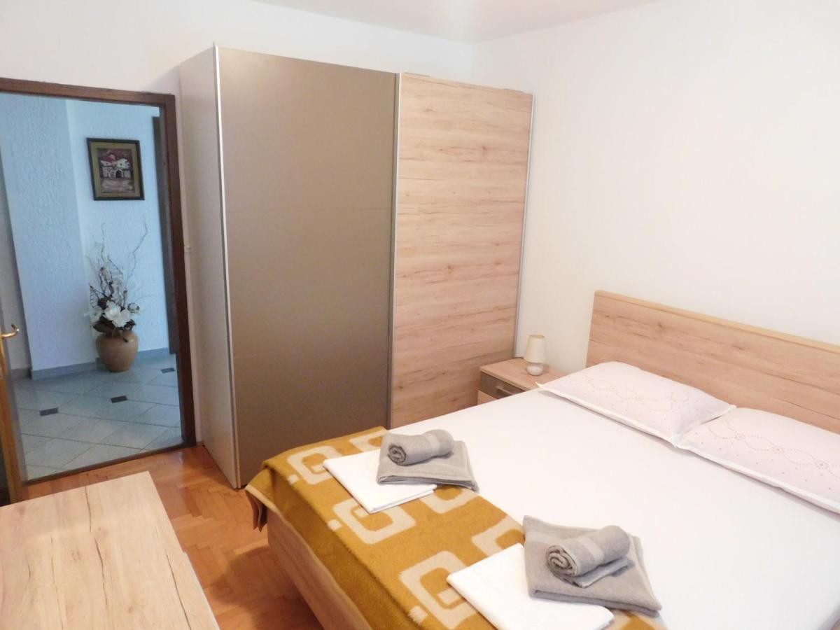 Apartment Kriskovic Novi Vinodolski Buitenkant foto